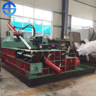 Dichte des Ballen-2000KG/M3 drehen heraus hydraulische Schrott-Ballenpresse um