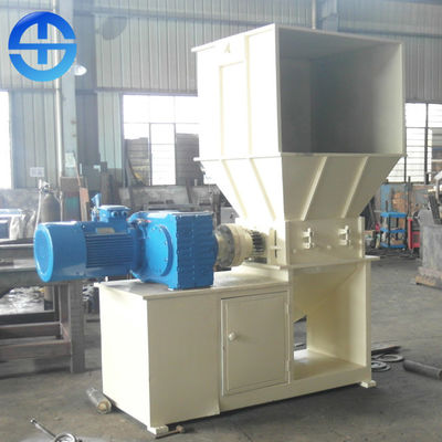 22 Kilowatt verdoppeln Wellen-Reißwolf-Altmetall-Reißwolf-Maschine PLC-Steuerung weniger Staub